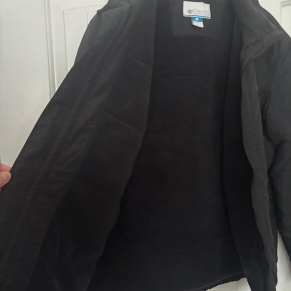 Columbia Softshell Jacket - EUC - Picture 2 of 8